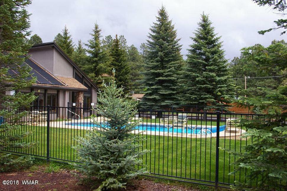 Your Home Away From Home! Pinetop-Lakeside Exterior photo